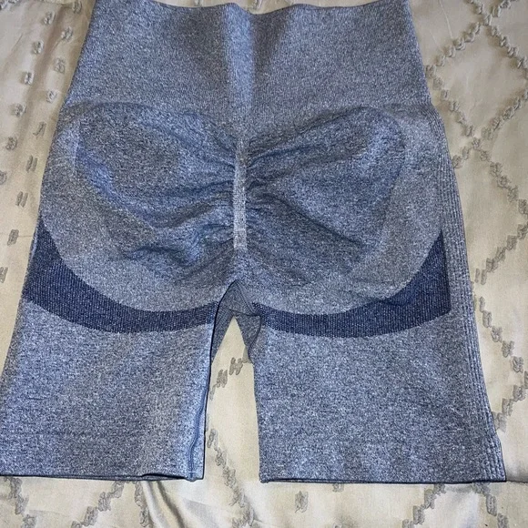 Set of 3 workout shorts - Picture 3 of 10